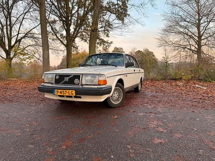 Gebruikt 1990 Volvo 240 | € 6.850 - Afbeelding 1/4