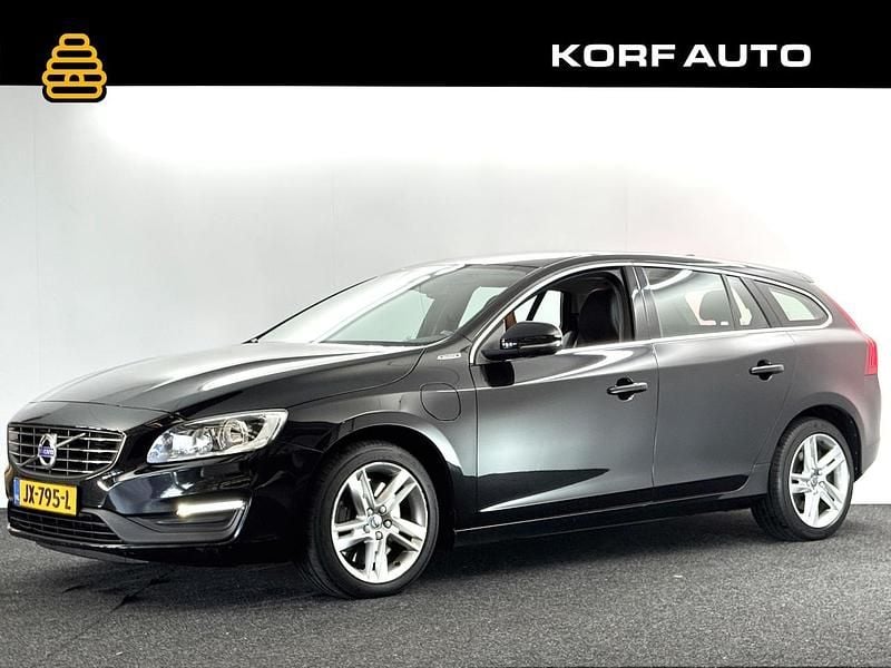 Zwart Occasion 2016 Volvo V60 Stationwagen | € 8.900 (Goede deal) - Afbeelding 1/4