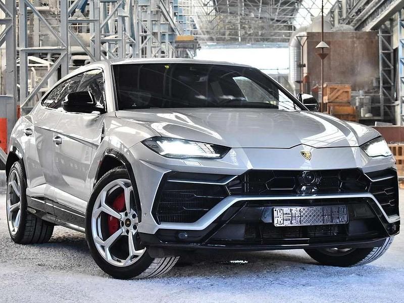 Zilver Gebruikt 2022 Lamborghini Urus SUV | € 230.000 - Afbeelding 1/4