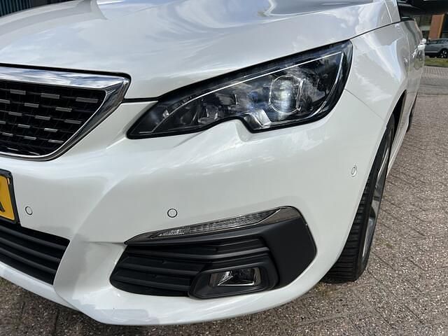 Occasion Peugeot 308 SW GT-line 131 PK (96 kW) 2017 Wit Stationwagen