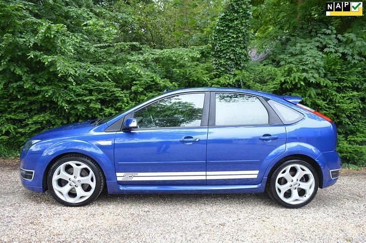 Blauw Gebruikt 2007 Ford Focus ST Hatchback | € 6.995 (Eerlijke prijs) - Afbeelding 1/4