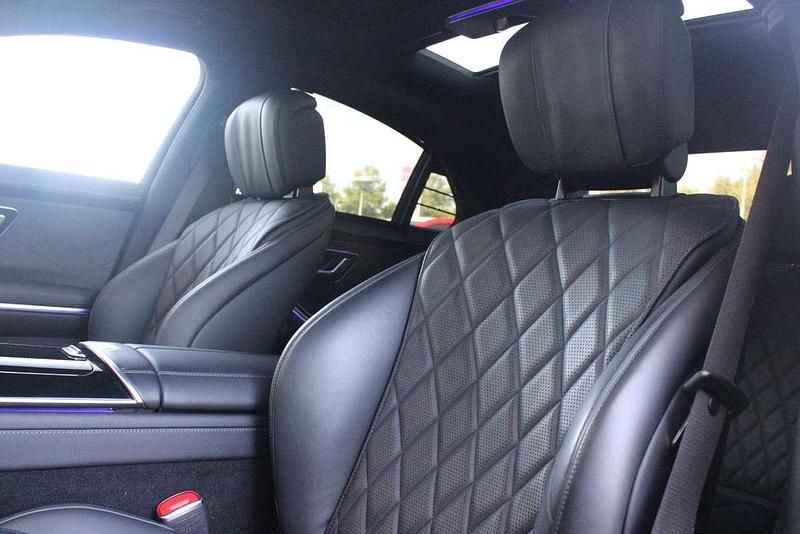 Occasion Mercedes S580 AMG line 510 PK (375 kW) 2022 Zwart, metallic lak Sedan