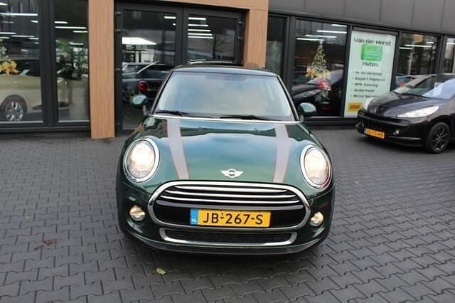 Occasion Mini Cooper Business 136 PK (100 kW) 2016 Groen Hatchback