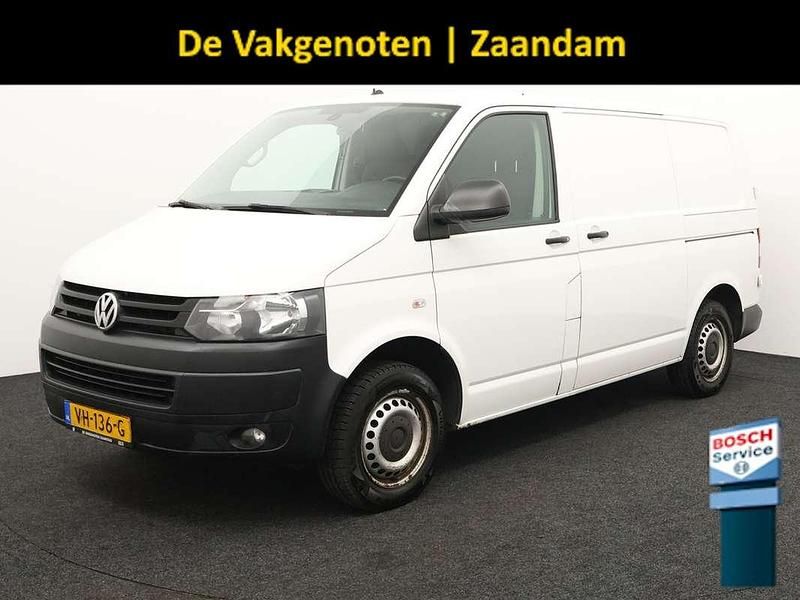 Wit Gebruikt 2014 VW T5 Trendline Van | € 8.550 - Afbeelding 1/4