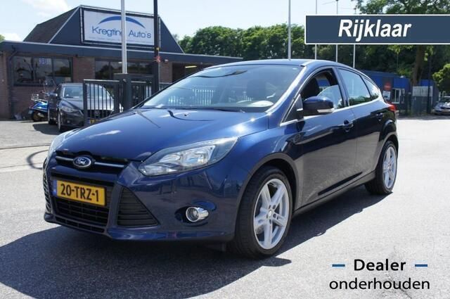Blauw Occasion 2012 Ford Focus Titanium Hatchback | € 6.450 (Iets duurder) - Afbeelding 1/4