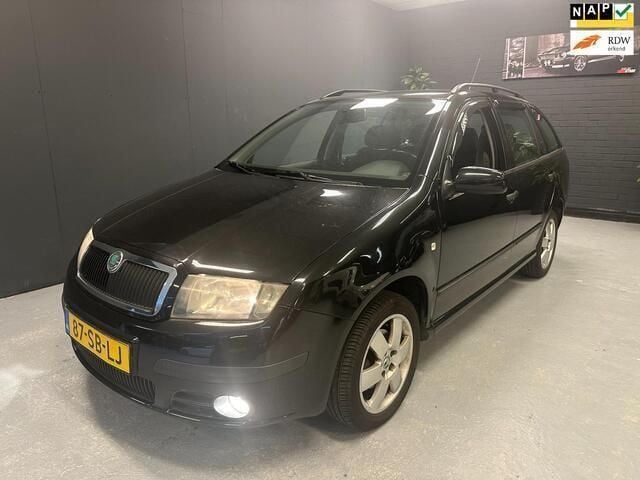 Occasion Skoda Fabia 101 PK (74 kW) 2005 Zwart Hatchback