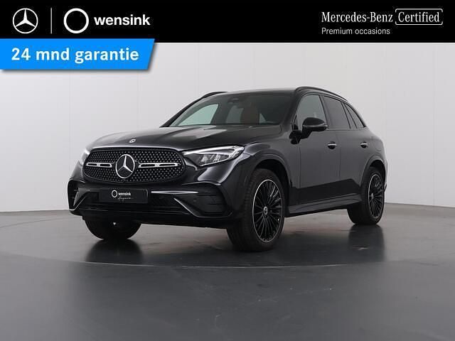 Zwart Gebruikt 2024 Mercedes GLC300 AMG line SUV | € 70.850 (Eerlijke prijs) - Afbeelding 1/4