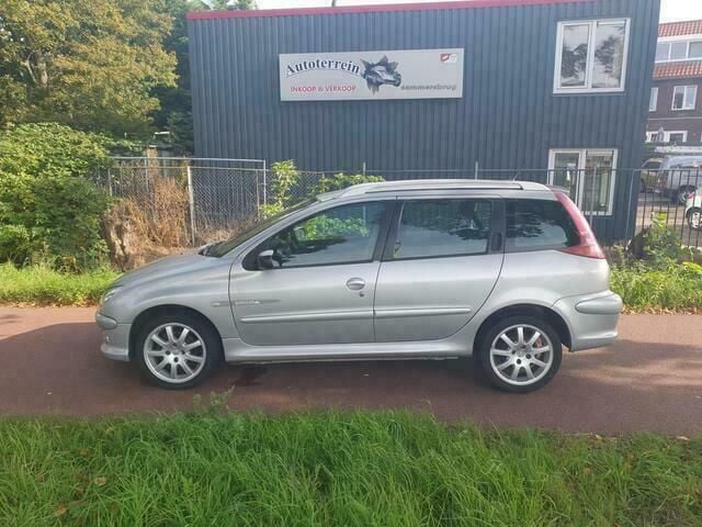 Occasion Peugeot 206 Quiksilver 109 PK (80 kW) 2005 Grijs Stationwagen