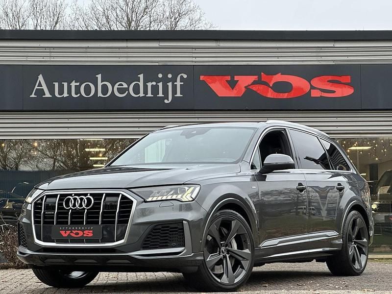 Grijs (metallic) Gebruikt 2021 Audi Q7 S-Line SUV | € 47.900 (Super prijs) - Afbeelding 1/4