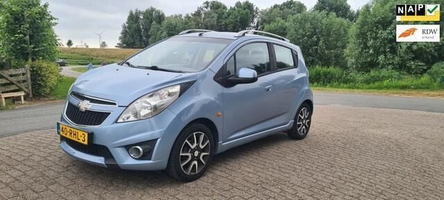 Blauw Gebruikt 2011 Chevrolet Spark LT Hatchback | € 2.150 (Goede deal) - Afbeelding 1/4