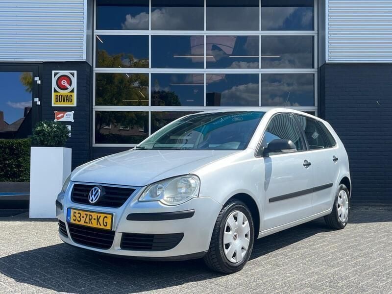 Grijs Gebruikt 2008 VW Polo Trendline Hatchback | € 1.995 (Eerlijke prijs) - Afbeelding 1/4