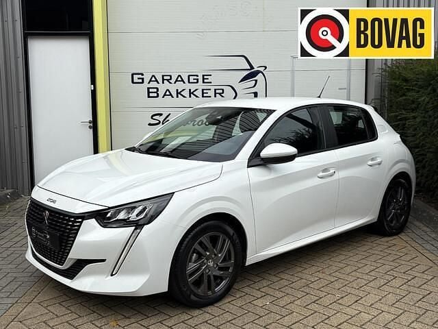 Wit Gebruikt 2022 Peugeot 208 Style Hatchback | € 11.950 (Super prijs) - Afbeelding 1/4