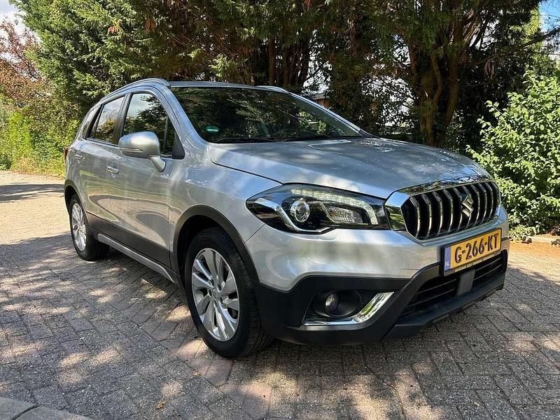 Zilver Gebruikt 2018 Suzuki SX4 S-Cross Exclusive SUV | € 14.250 (Goede deal) - Afbeelding 1/4