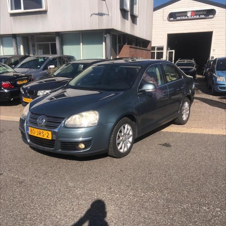 Gebruikt 2009 VW Jetta Comfortline | € 1.995 (Eerlijke prijs) - Afbeelding 1/4