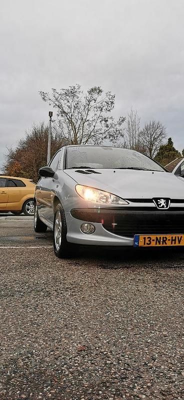 Gebruikt 2001 Peugeot 206 GTi | € 1.550 (Eerlijke prijs) - Afbeelding 1/4