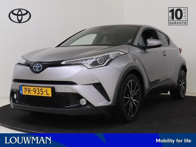 Grijs metallic Gebruikt 2017 Toyota C-HR Executive SUV | € 19.945 (Eerlijke prijs) - Afbeelding 1/3