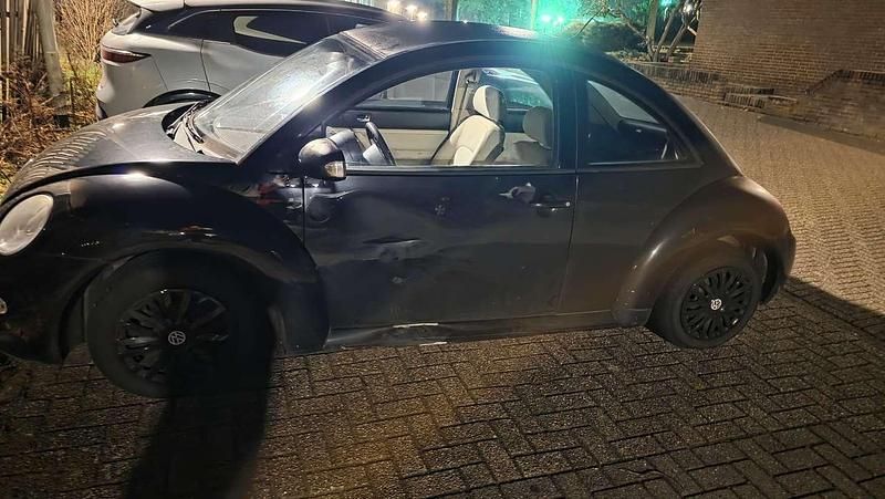 Occasion VW New Beetle Highline 116 PK (85 kW) 2007 Zwart Hatchback