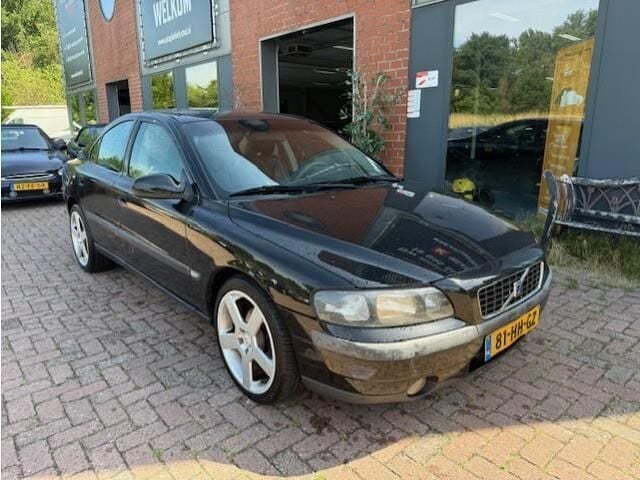 Zwart Gebruikt 2001 Volvo S60 Sedan | € 950 (Goede deal) - Afbeelding 1/4