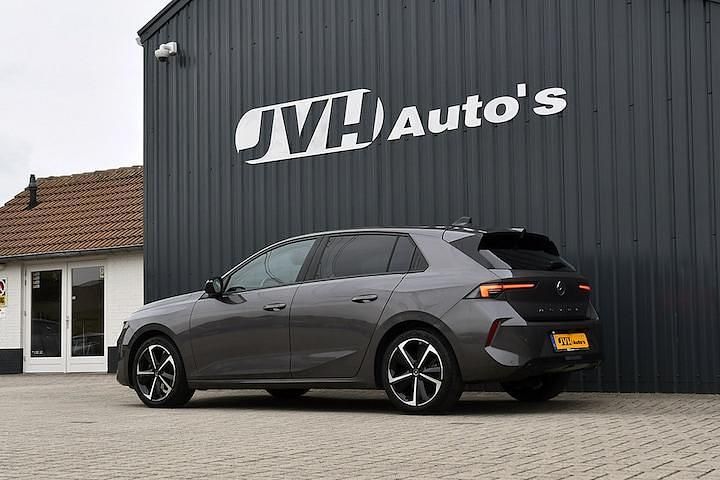 Occasion Opel Astra Elegance 131 PK (96 kW) 2023 Grijs Hatchback