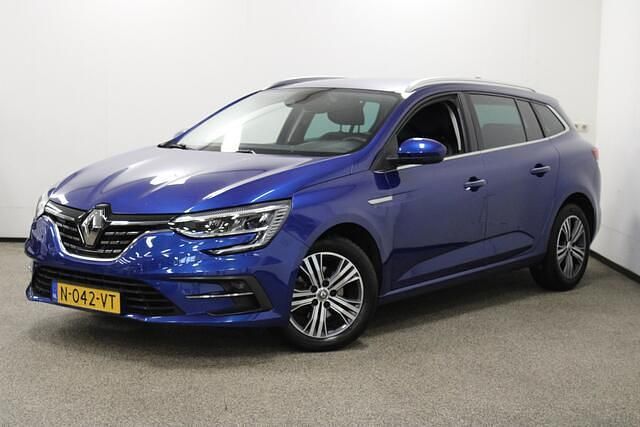 Blauw Occasion 2022 Renault Mégane GrandTour Intens Stationwagen | € 16.950 (Eerlijke prijs) - Afbeelding 1/4