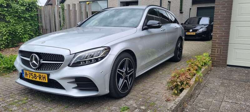 Zilver Gebruikt 2020 Mercedes C160 AMG Coupé | € 20.500 (Super prijs) - Afbeelding 1/4