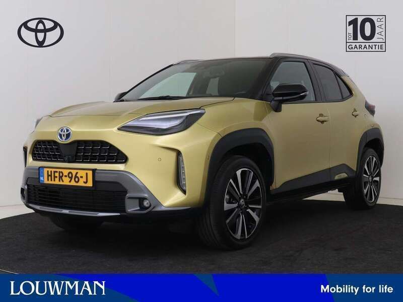 Goud, metallic lak Gebruikt 2022 Toyota Yaris Cross Edition SUV | € 29.445 (Eerlijke prijs) - Afbeelding 1/3
