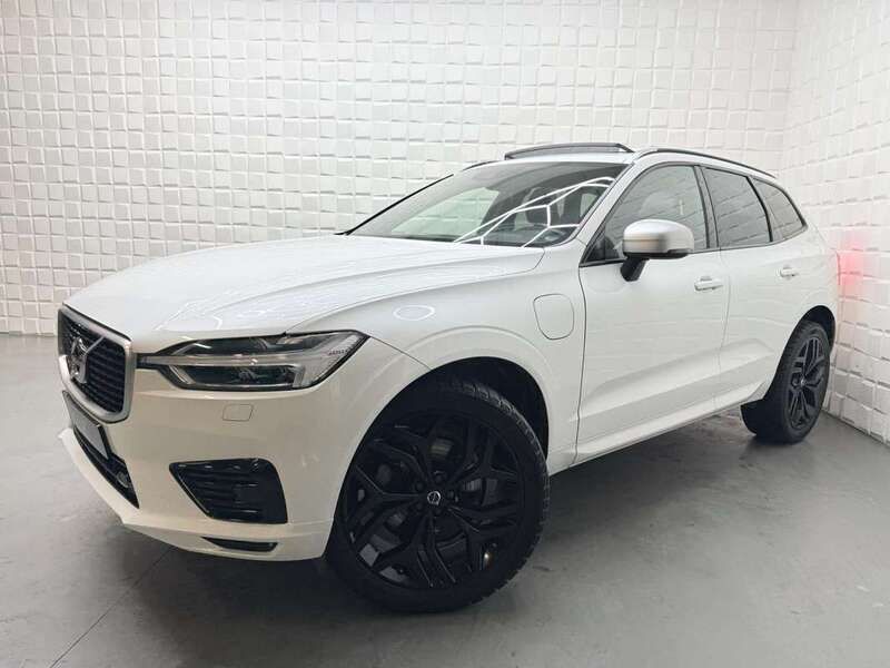 Wit Gebruikt 2017 Volvo XC60 R-Design SUV | € 27.499 (Eerlijke prijs) - Afbeelding 1/4
