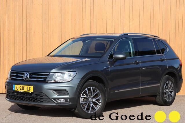 Grijs Gebruikt 2019 VW Tiguan Allspace Comfortline SUV | € 24.940 (Super prijs) - Afbeelding 1/4