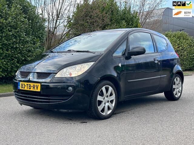 Zwart Gebruikt 2006 Mitsubishi Colt Hatchback | € 950 (Super prijs) - Afbeelding 1/4