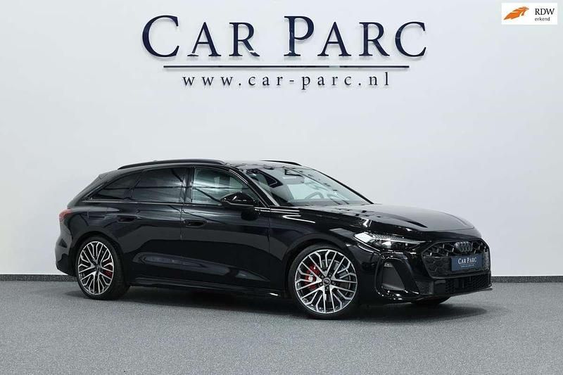 Zwart (metallic) Gebruikt 2025 Audi S5 Stationwagen | € 94.995 - Afbeelding 1/4