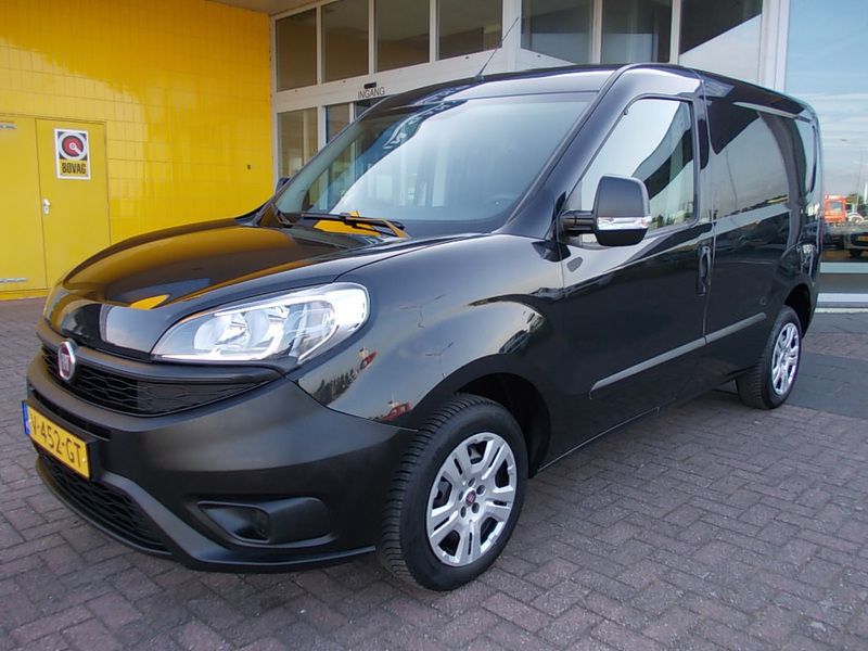 Occasion Fiat Doblò 80 PK (58 kW) 2017 Bestelbus MPV