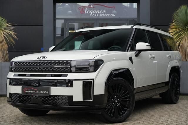 Beige (metallic) Nieuw 2025 Hyundai Santa Fe Blackline SUV | € 57.950 (Eerlijke prijs) - Afbeelding 1/4