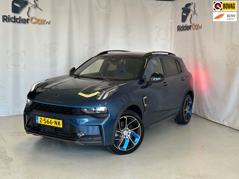 Blauw, metallic lak Gebruikt 2024 Lynk & Co 01 SUV | € 30.799 (Eerlijke prijs) - Afbeelding 1/4