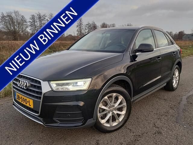 Zwart Occasion 2016 Audi Q3 Design SUV | € 14.950 (Eerlijke prijs) - Afbeelding 1/4