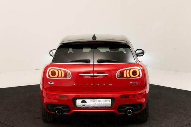 Occasion Mini Cooper Clubman Chili 192 PK (141 kW) 2016 Rood Stationwagen
