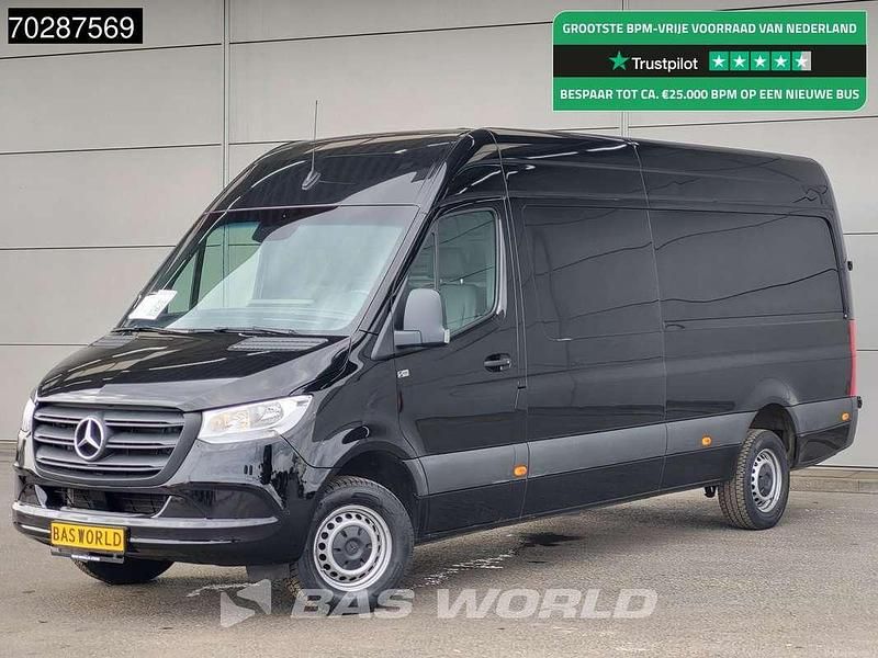 Zwart Gebruikt 2023 Mercedes Sprinter Van | € 30.250 (Super prijs) - Afbeelding 1/3