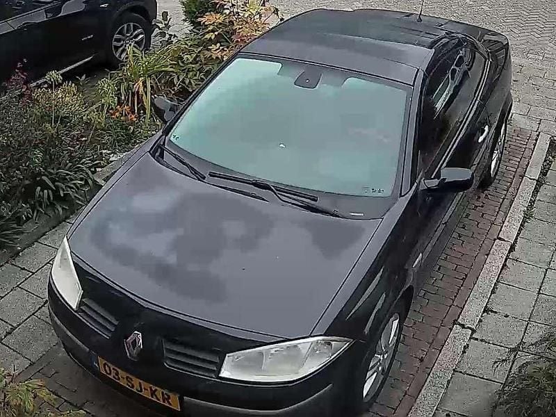 Zwart Occasion 2006 Renault Mégane Cabriolet Cabriolet | € 1.950 (Goede deal) - Afbeelding 1/4