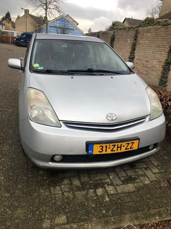 Grijs Gebruikt 2008 Toyota Prius Sol Hatchback | € 4.750 (Eerlijke prijs) - Afbeelding 1/4