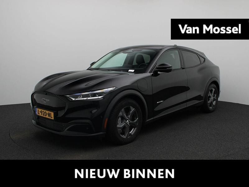 Zwart Gebruikt 2021 Ford Mustang Mach-E SUV | € 26.945 (Goede deal) - Afbeelding 1/3