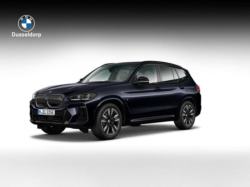 Zwart Gebruikt 2024 BMW iX3 Executive SUV | € 49.950 (Goede deal) - Afbeelding 1/2
