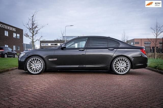 Occasion BMW 740 Executive 320 PK (235 kW) 2013 Grijs Sedan