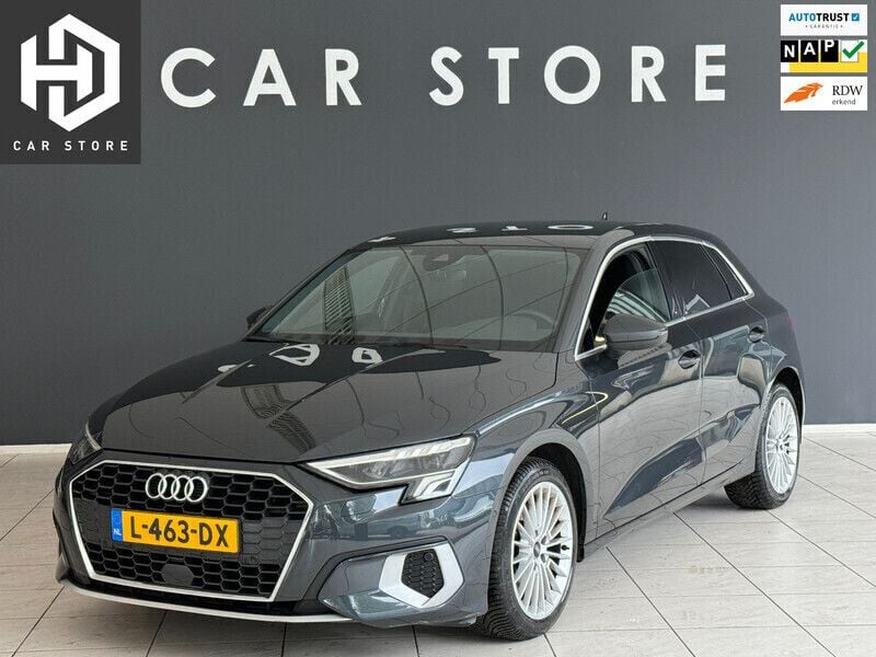 Grijs Gebruikt 2021 Audi A3 Business Hatchback | € 22.500 (Goede deal) - Afbeelding 1/4