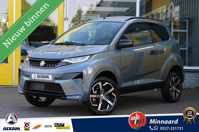 Grijs Nieuw 2025 Aixam Crossover Premium Hatchback | € 19.946 (Eerlijke prijs) - Afbeelding 1/4