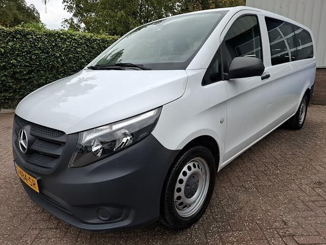 Wit Gebruikt 2019 Mercedes Vito MPV | € 22.950 (Iets duurder) - Afbeelding 1/4