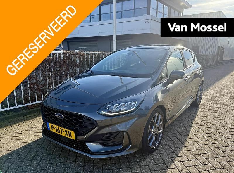 Grijs Occasion 2022 Ford Fiesta ST-Line X Hatchback | € 19.495 (Eerlijke prijs) - Afbeelding 1/4