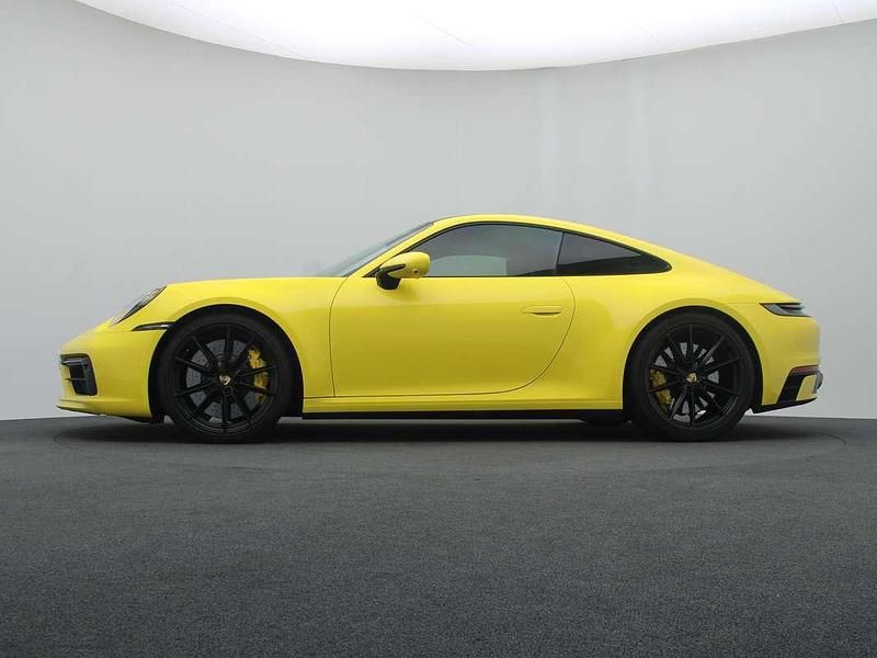 Geel Gebruikt 2020 Porsche 911 Carrera Coupé | € 147.620 - Afbeelding 1/4