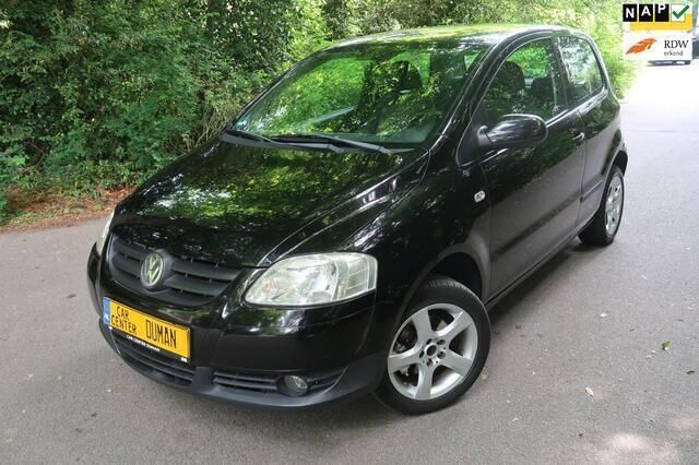 Zwart Gebruikt 2006 VW Fox Trendline Hatchback | € 1.250 (Eerlijke prijs) - Afbeelding 1/4