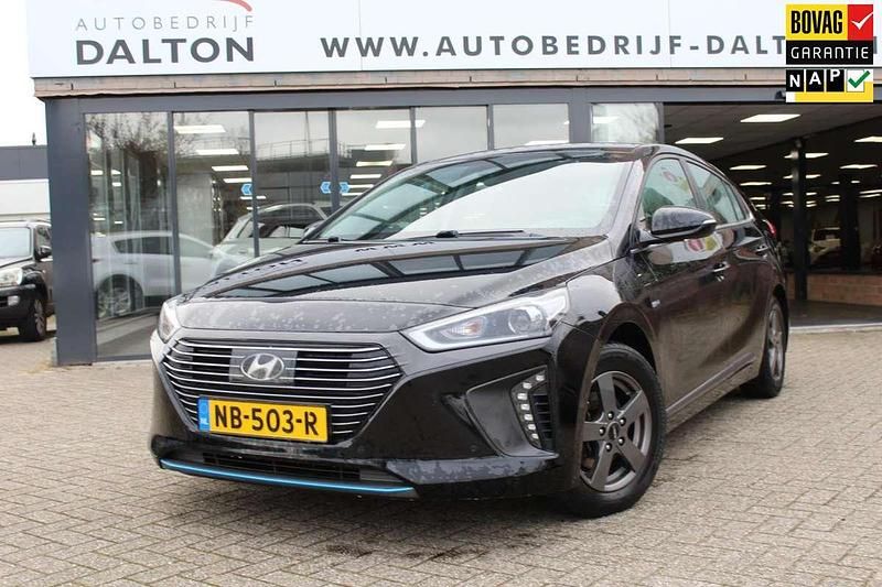 Zwart Gebruikt 2017 Hyundai Ioniq Comfort Sedan | € 9.950 (Goede deal) - Afbeelding 1/4