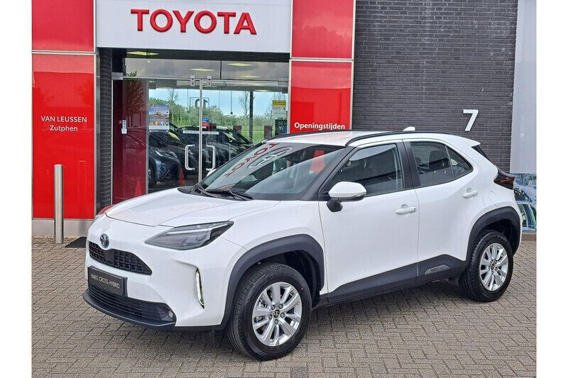 Gebruikt 2024 Toyota Yaris Hybrid Plus | € 29.389 (Eerlijke prijs) - Afbeelding 1/1