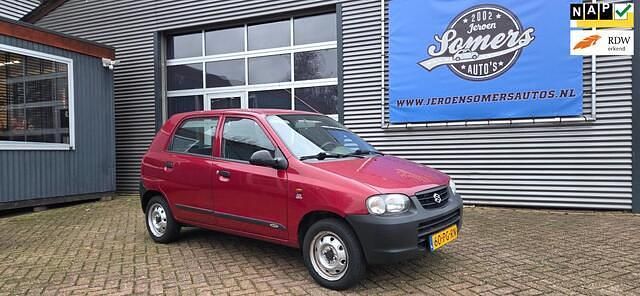 Rood (metallic) Gebruikt 2004 Suzuki Alto GL Hatchback | € 1.150 (Eerlijke prijs) - Afbeelding 1/4
